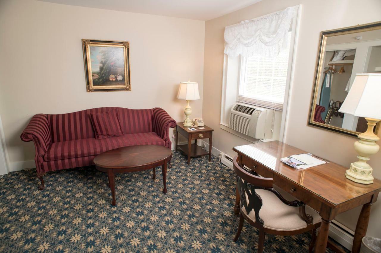 Middlebury Inn Exteriör bild